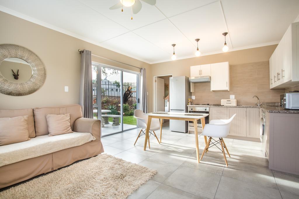 El Dorado 65 Luxury Self Catering Villa Oudtshoorn Eksteriør bilde