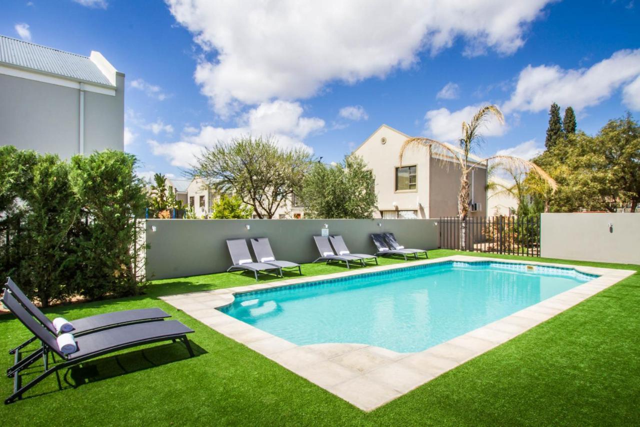 El Dorado 65 Luxury Self Catering Villa Oudtshoorn Eksteriør bilde